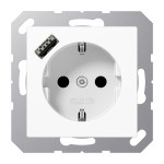 Jung A1520-18AWW SCHUKO Steckdose 16A 250V mit USB-Ladegerät 1xTyp A integrierter erhöhter Berührungsschutz SAFETY+ Serie AS/A alpinweiß 